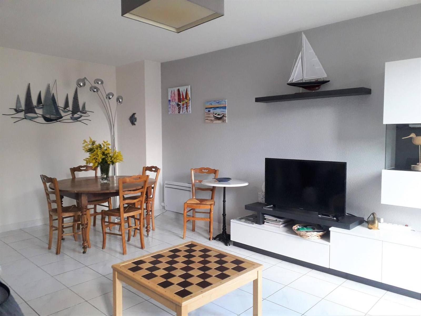 Bel Appartement Avec Wifi Gratuit, Proche Plage De Trestraou Perros-Guirec - Ref 855 Exterior photo